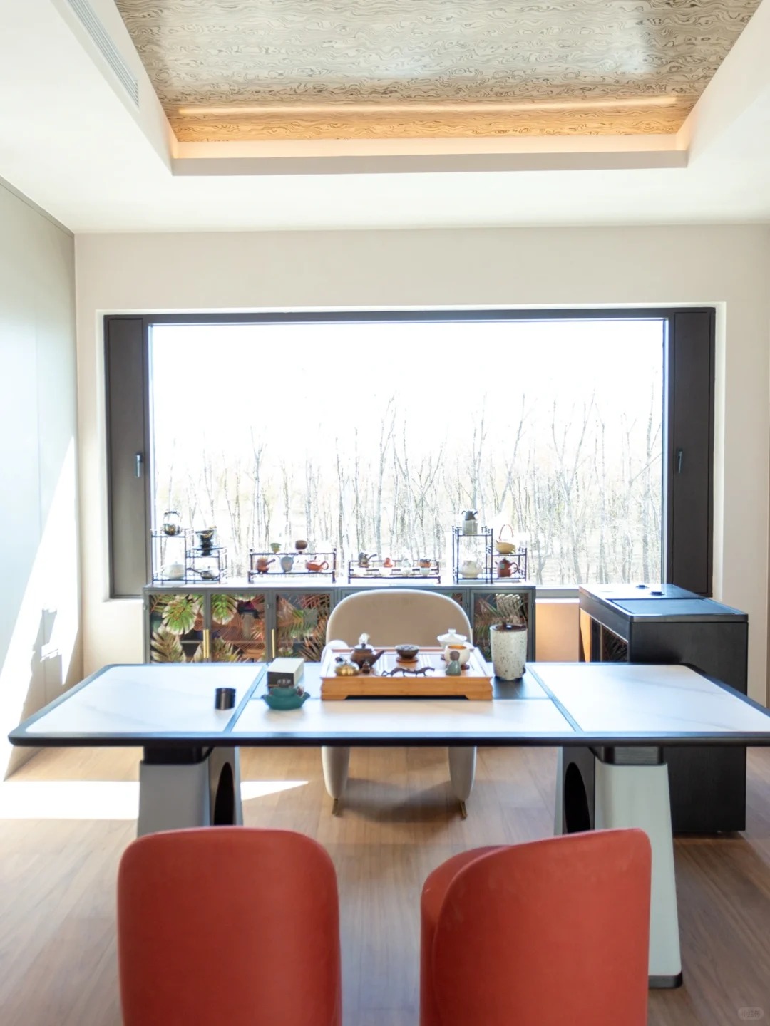 Chịu chơi nhất showbiz: Sofa "vô cực", đảo bếp đá quý chỉ là chuyện nhỏ, chi tiết đắt giá này trong biệt thự 6 tầng 666m2 của Lâu Nghệ Tiêu mới khiến người xem lụi tim!- Ảnh 22.