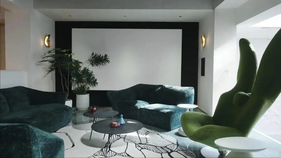 Chịu chơi nhất showbiz: Sofa "vô cực", đảo bếp đá quý chỉ là chuyện nhỏ, chi tiết đắt giá này trong biệt thự 6 tầng 666m2 của Lâu Nghệ Tiêu mới khiến người xem lụi tim!- Ảnh 9.