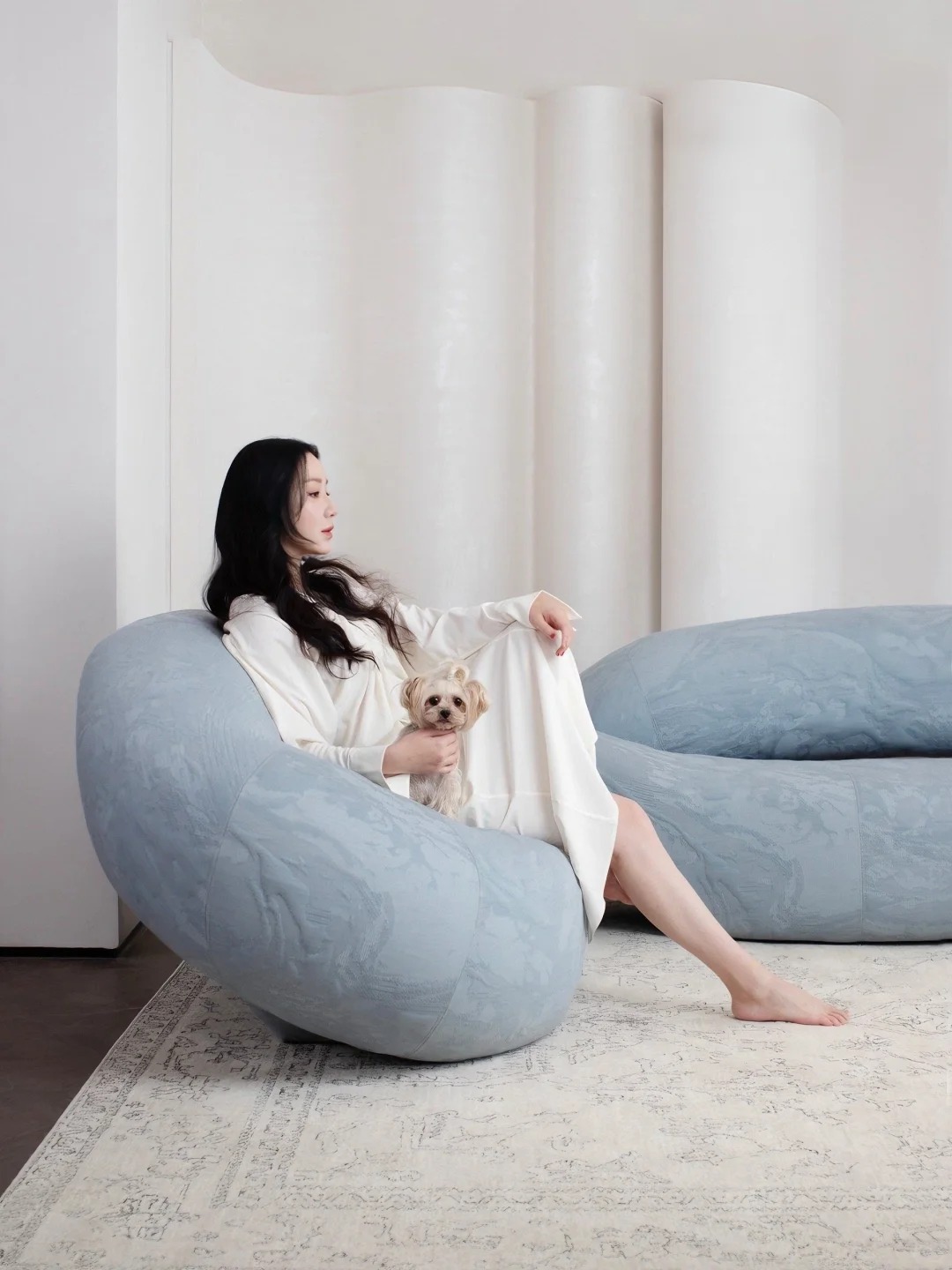 Chịu chơi nhất showbiz: Sofa "vô cực", đảo bếp đá quý chỉ là chuyện nhỏ, chi tiết đắt giá này trong biệt thự 6 tầng 666m2 của Lâu Nghệ Tiêu mới khiến người xem lụi tim!- Ảnh 6.