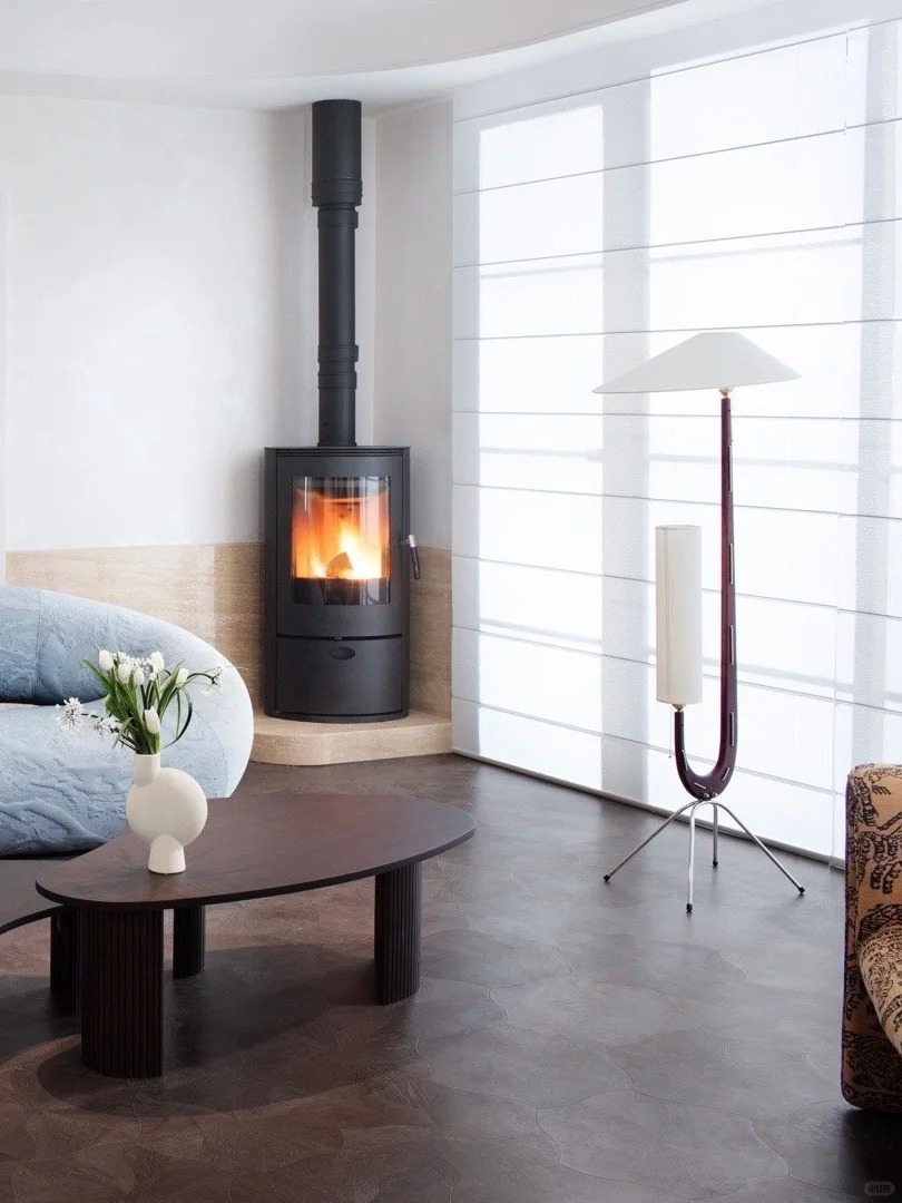 Chịu chơi nhất showbiz: Sofa "vô cực", đảo bếp đá quý chỉ là chuyện nhỏ, chi tiết đắt giá này trong biệt thự 6 tầng 666m2 của Lâu Nghệ Tiêu mới khiến người xem lụi tim!- Ảnh 12.