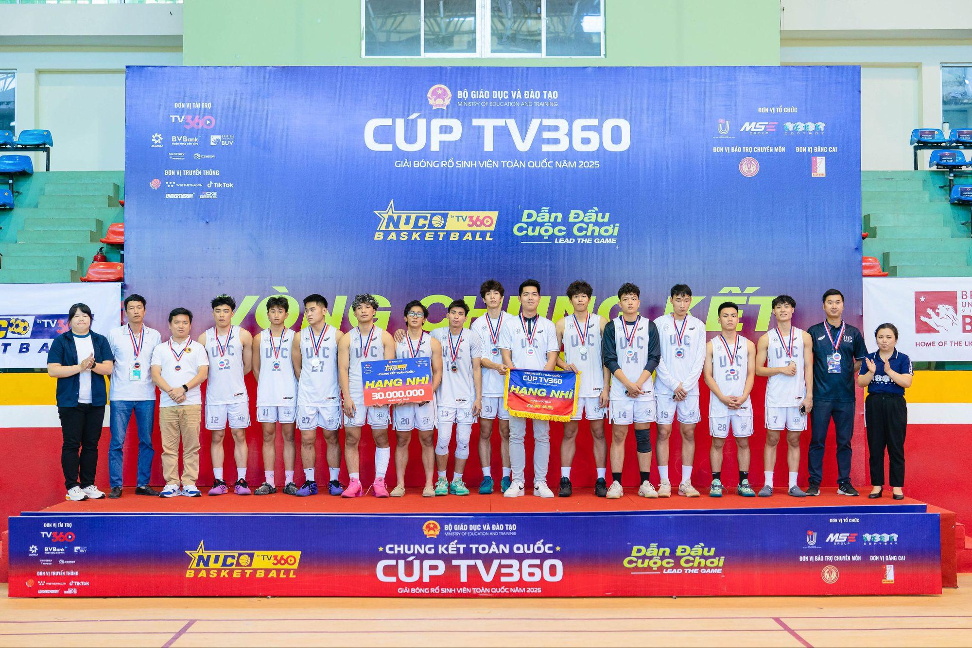 Đại học Giao thông Vận tải: "Người về nhì vĩ đại" tại giải Bóng rổ sinh viên toàn quốc - Cúp TV360- Ảnh 1. Đại học Giao thông Vận tải: "Người về nhì vĩ đại" tại giải Bóng rổ sinh viên toàn quốc - Cúp TV360- Ảnh 1.