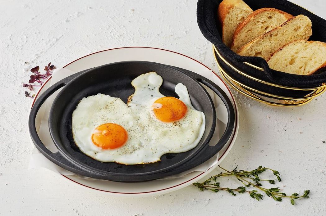 Đừng dùng chảo rán trứng nữa vì phương pháp này dễ hơn rất nhiều mà sản phẩm thì y chang- Ảnh 1.