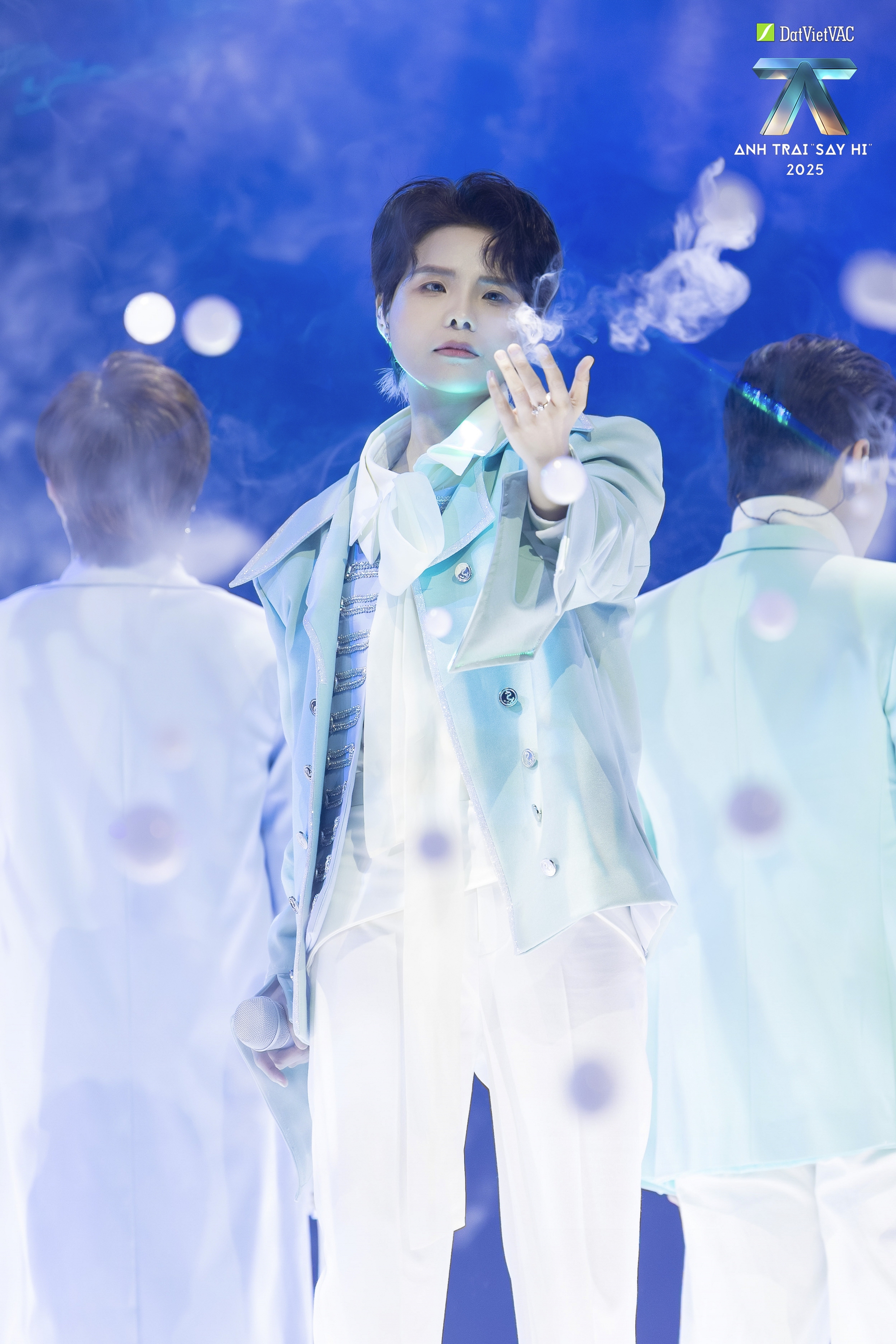 Ballad vào tay Anh Trai này chỉ có top 1: Hát chưa hết đã khóc sụt sịt, thất tình tuyệt đối không nghe- Ảnh 4.