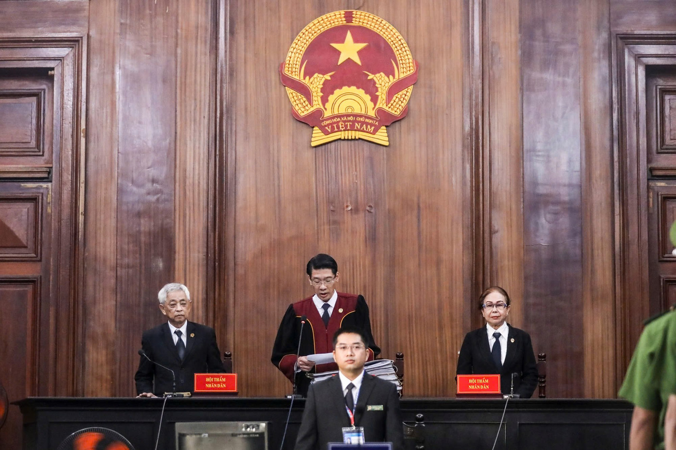 Viện Kiểm sát nêu loạt tình tiết giảm nhẹ trách nhiệm hình sự cho Hoa hậu Thùy Tiên- Ảnh 1.