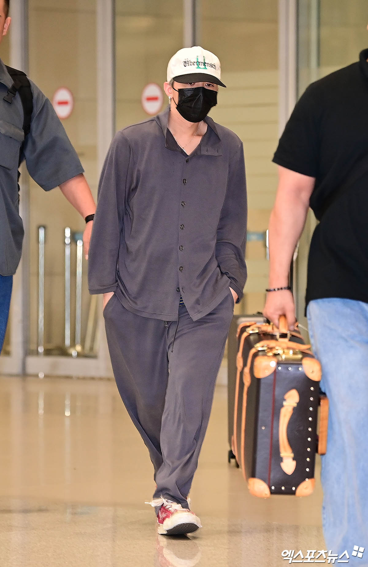 Thông tin có thể liên quan đến màn xuất hiện của G-Dragon tại Việt Nam, các 