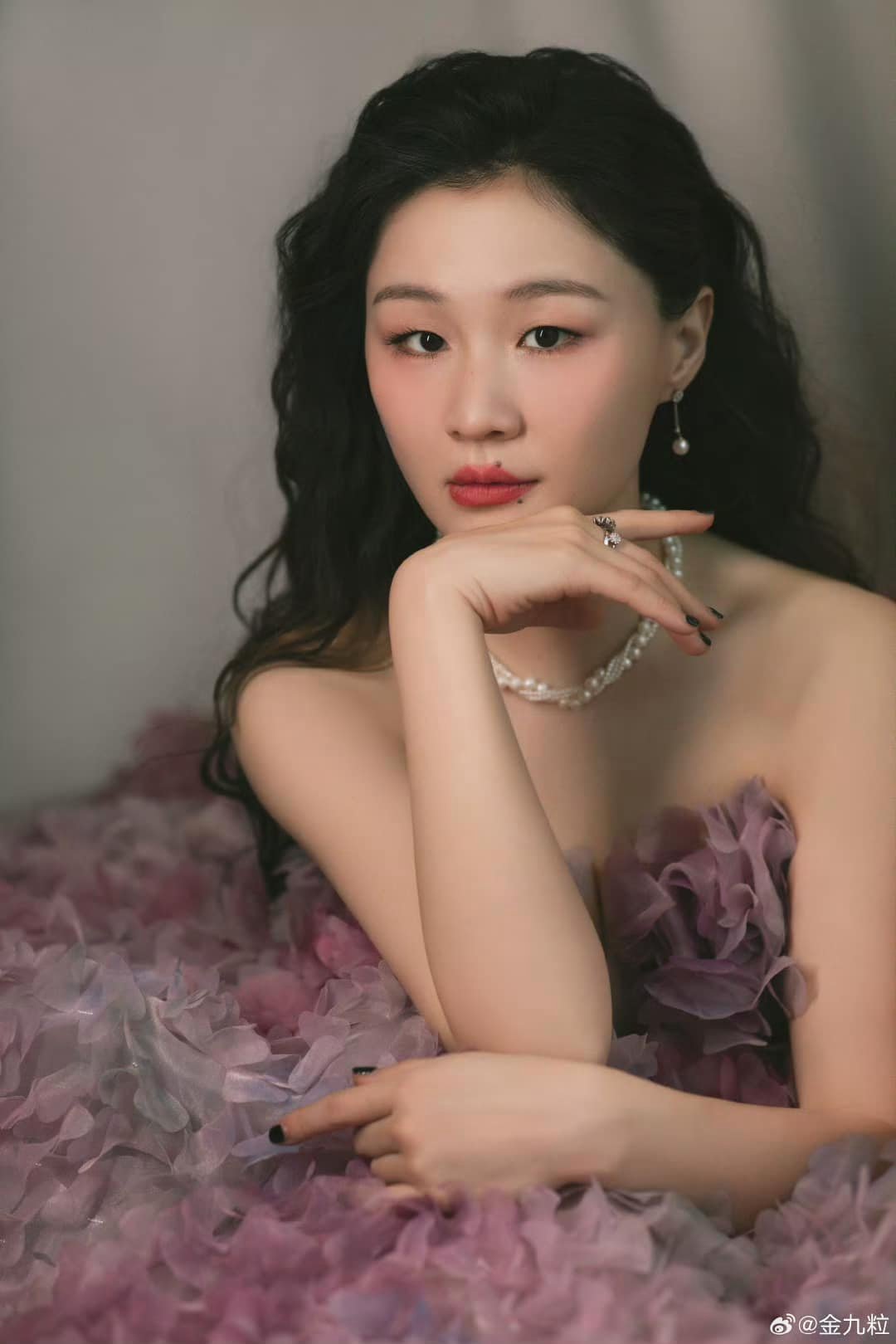 Lộ file ghi âm nhạy cảm khiến cả showbiz chao đảo, ai là người đứng sau phơi bày?- Ảnh 7. Lộ file ghi âm nhạy cảm khiến cả showbiz chao đảo, ai là người đứng sau phơi bày?- Ảnh 7.