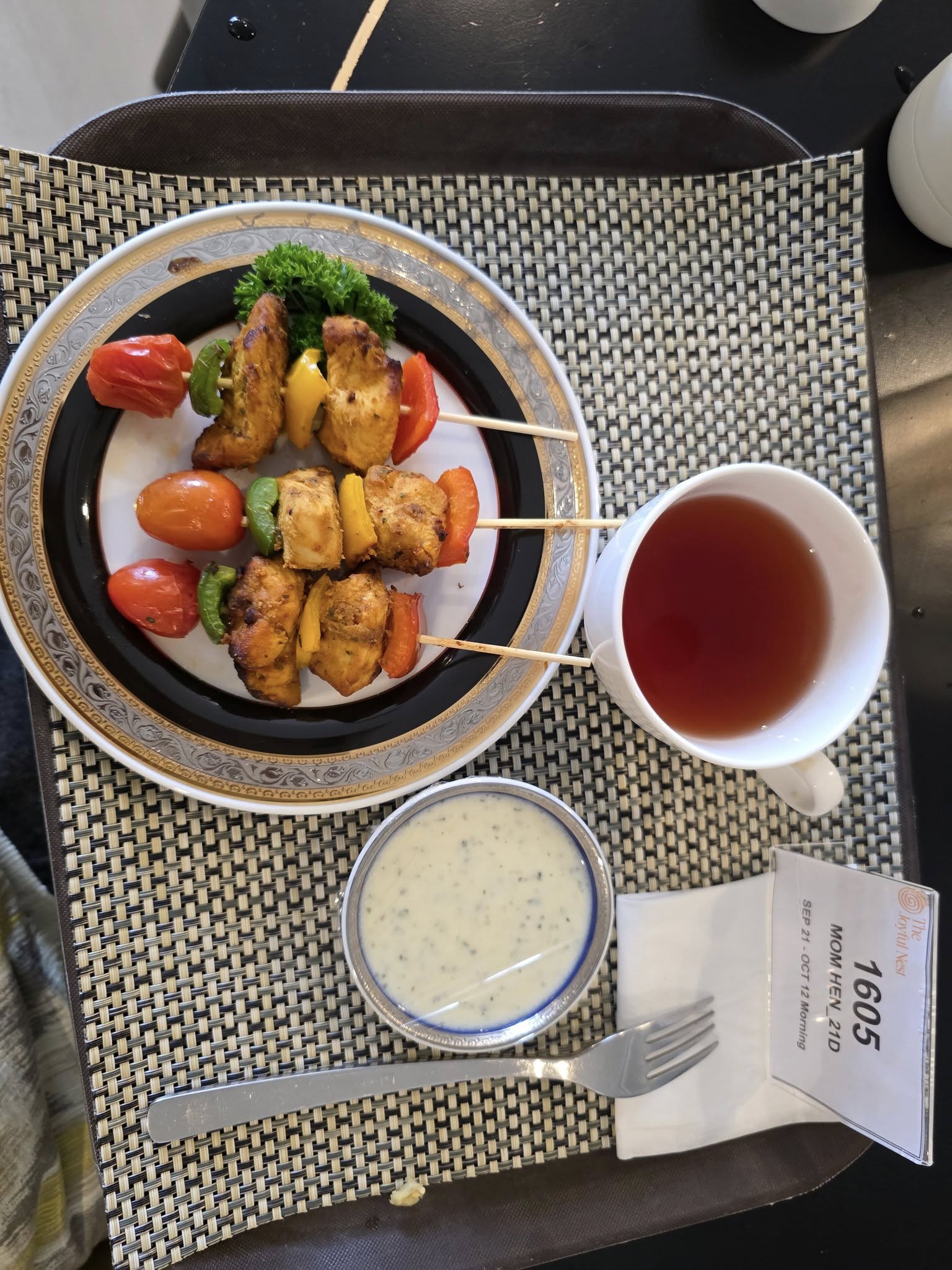 Bữa cơm đậm mùi tiền của H'Hen Niê- Ảnh 15.