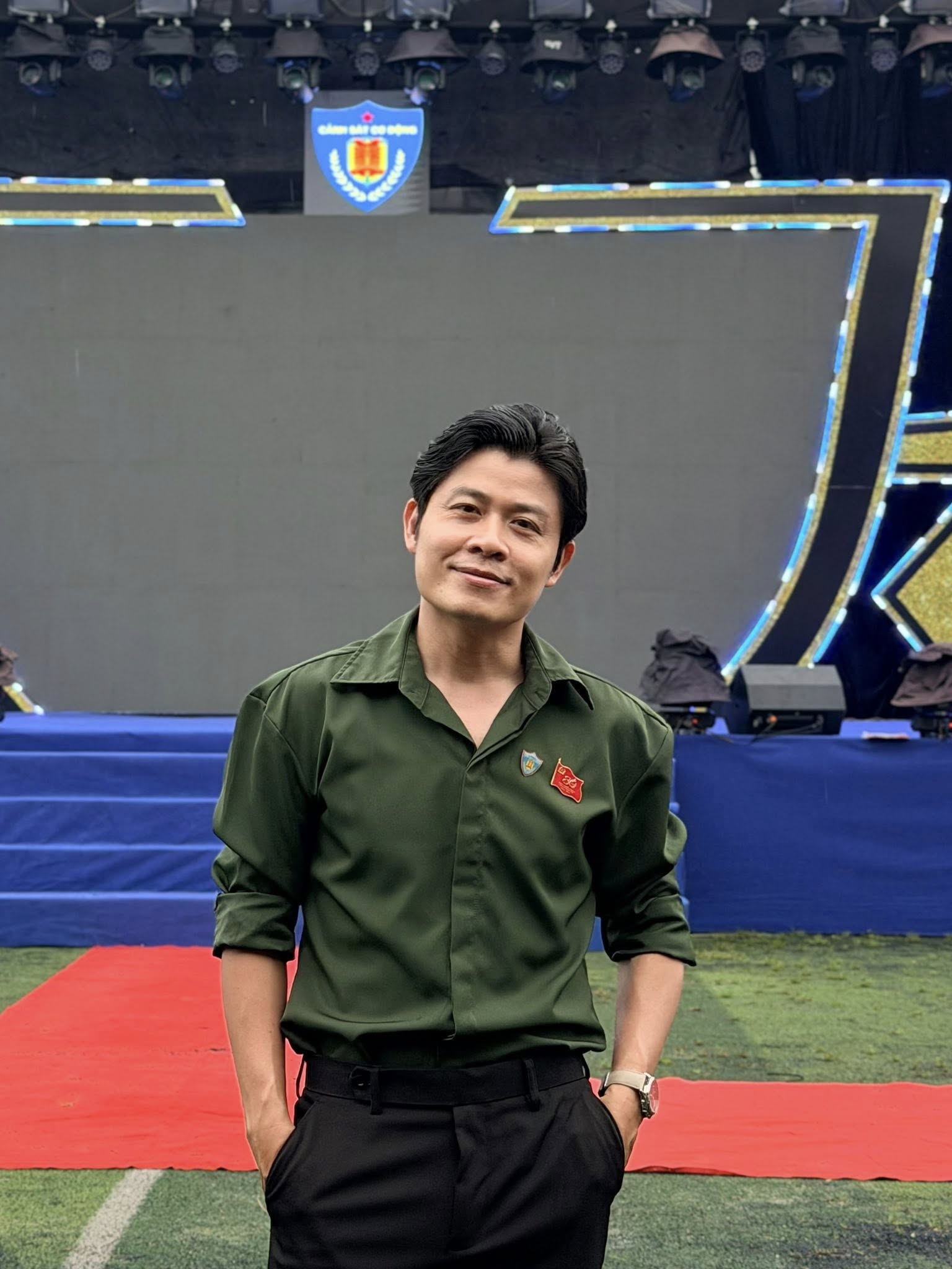 Bức ảnh của nhạc sĩ Nguyễn Văn Chung gây xôn xao, hơn 5.000 người bình luận- Ảnh 2.