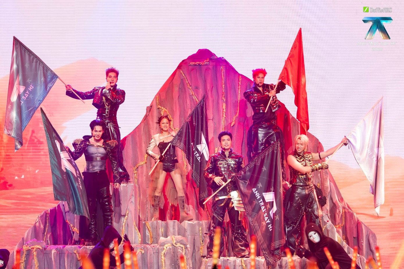 Trấn Thành đưa thông báo chấn động cho 30 Anh Trai- Ảnh 7.