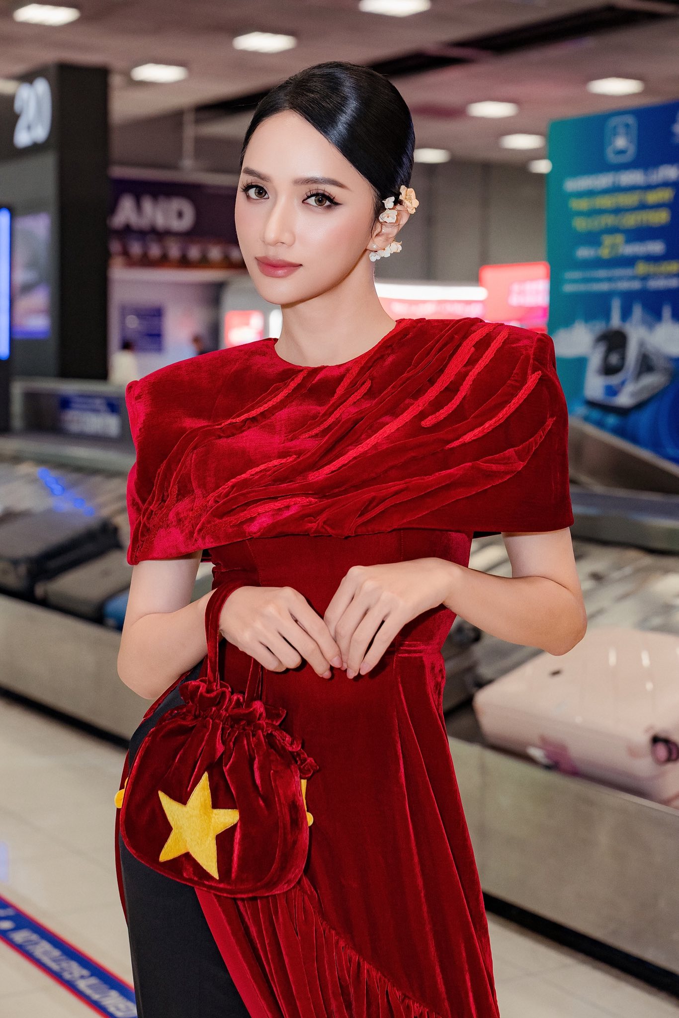 Hương Giang ngày đầu ở Miss Universe: 1 chi tiết thể hiện EQ cao, thái độ truyền thông quốc tế mới đáng bàn- Ảnh 6.