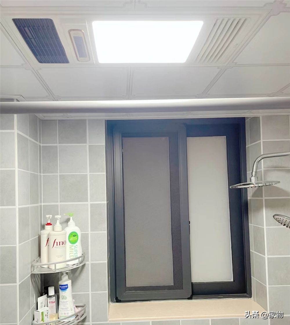 Một năm sau khi dọn nhà mới, tôi vô cùng hối hận vì đã chọn 7 món đồ phòng tắm vô dụng này!- Ảnh 4.