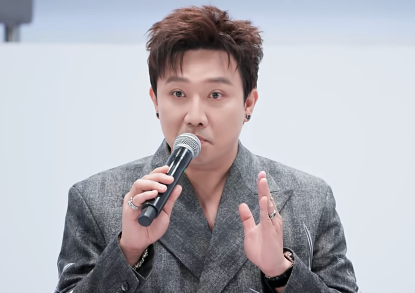 Trấn Thành đưa thông báo chấn động cho 30 Anh Trai- Ảnh 1.