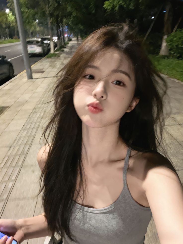 4 biểu hiện của người EQ thấp khi đi chơi- Ảnh 1.