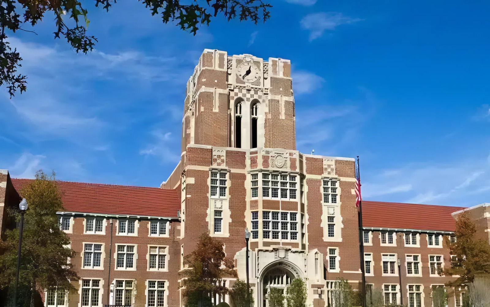 Khoe con học trường gần 190 triệu đồng/học kỳ, ông bố bất ngờ bị MXH chất vấn: 