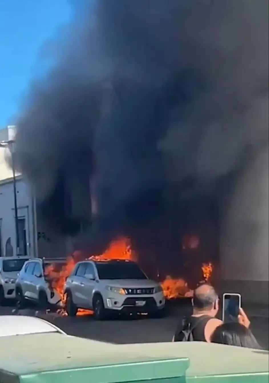 Nổ lớn giữa siêu thị đông đúc, ít nhất 23 người tử vong- Ảnh 3.