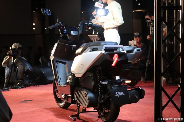 Xuất hiện xe tay ga siêu tiết kiệm nhiên liệu: 1 lít xăng đi hơn 100 km- Ảnh 2.