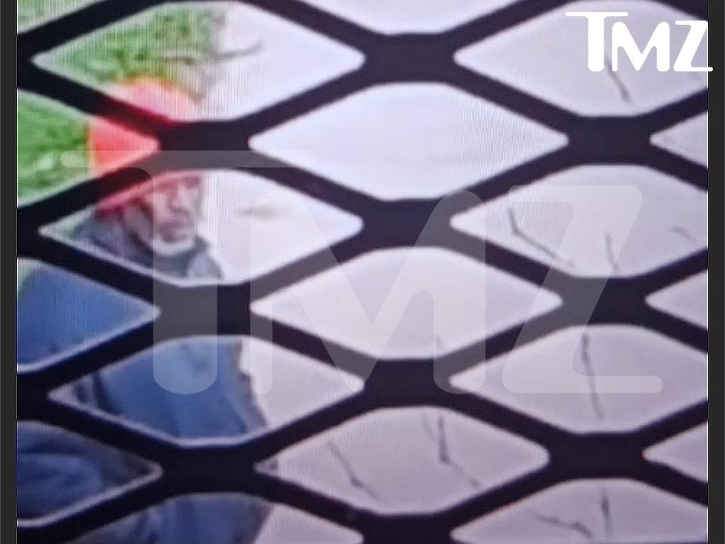 Sốc nặng hình ảnh trong tù của 