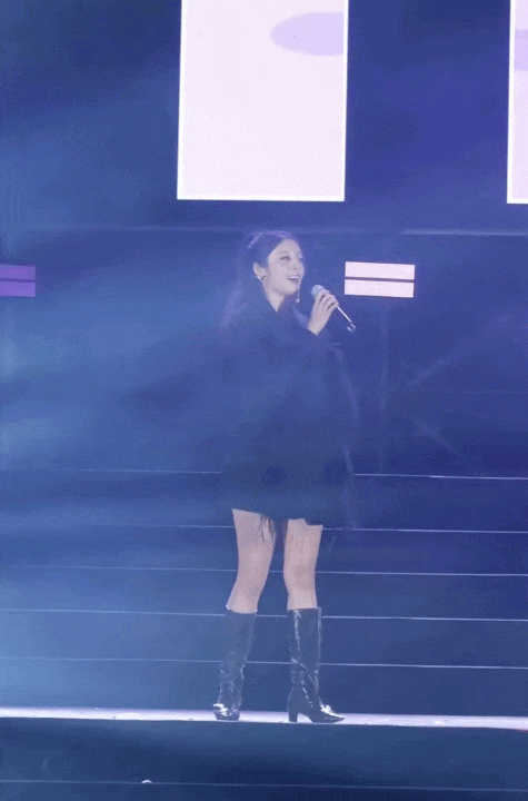 Jiyeon sang Việt Nam, tất cả đều hoàn hảo chỉ thiếu mỗi SOOBIN - Ảnh 2.