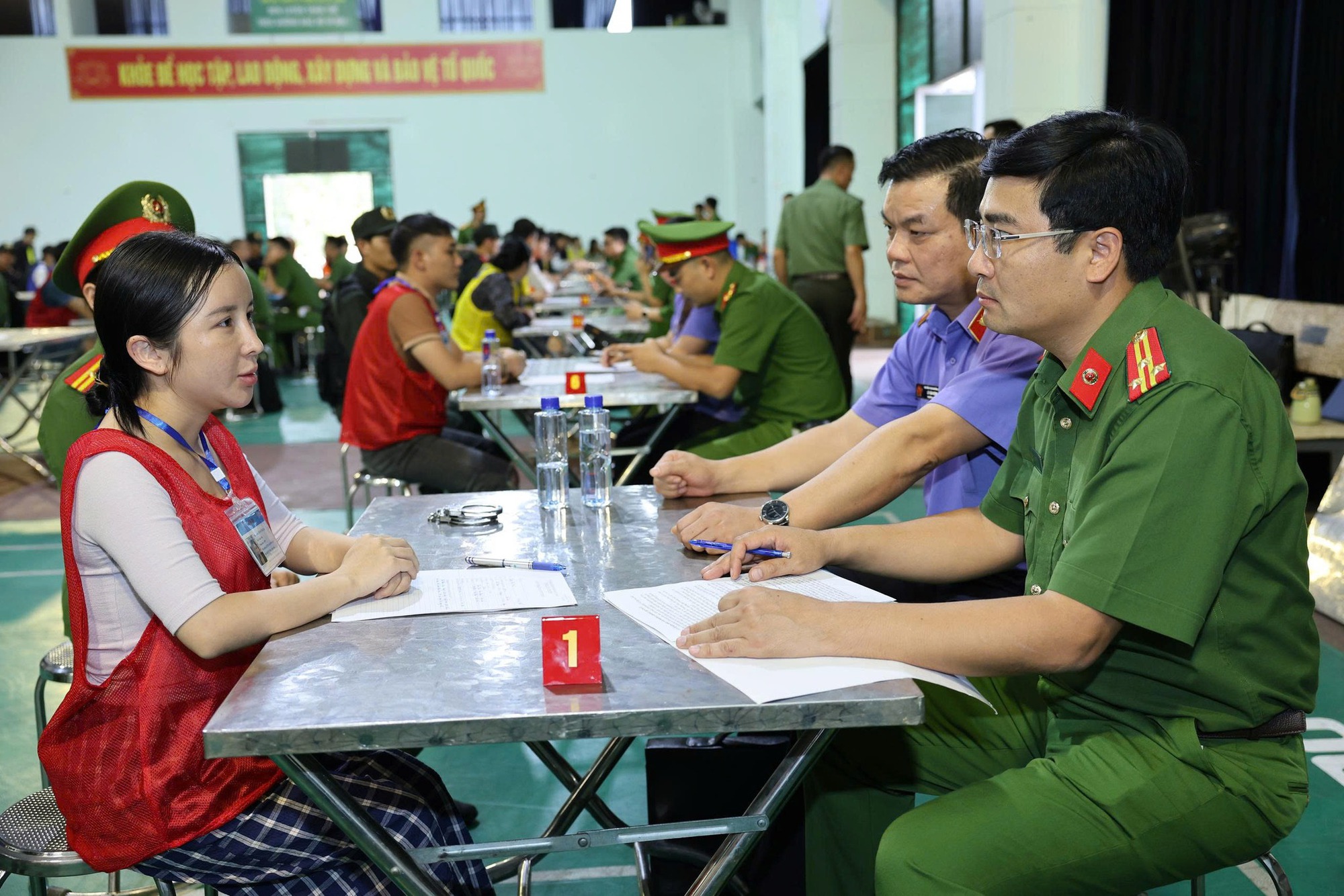 "Bà trùm" người Việt điều hành tổ chức lừa đảo tại Campuchia chiếm đoạt hơn 300 tỉ đồng- Ảnh 2.