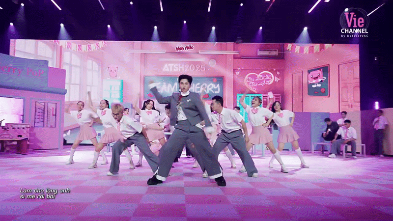 Hot nhất Live Stage 3 Anh Trai Say Hi: Tổ hợp 196 tuổi toàn đỉnh lưu Vpop nhưng hát nhạc meo meo kiểu Kpop- Ảnh 3.