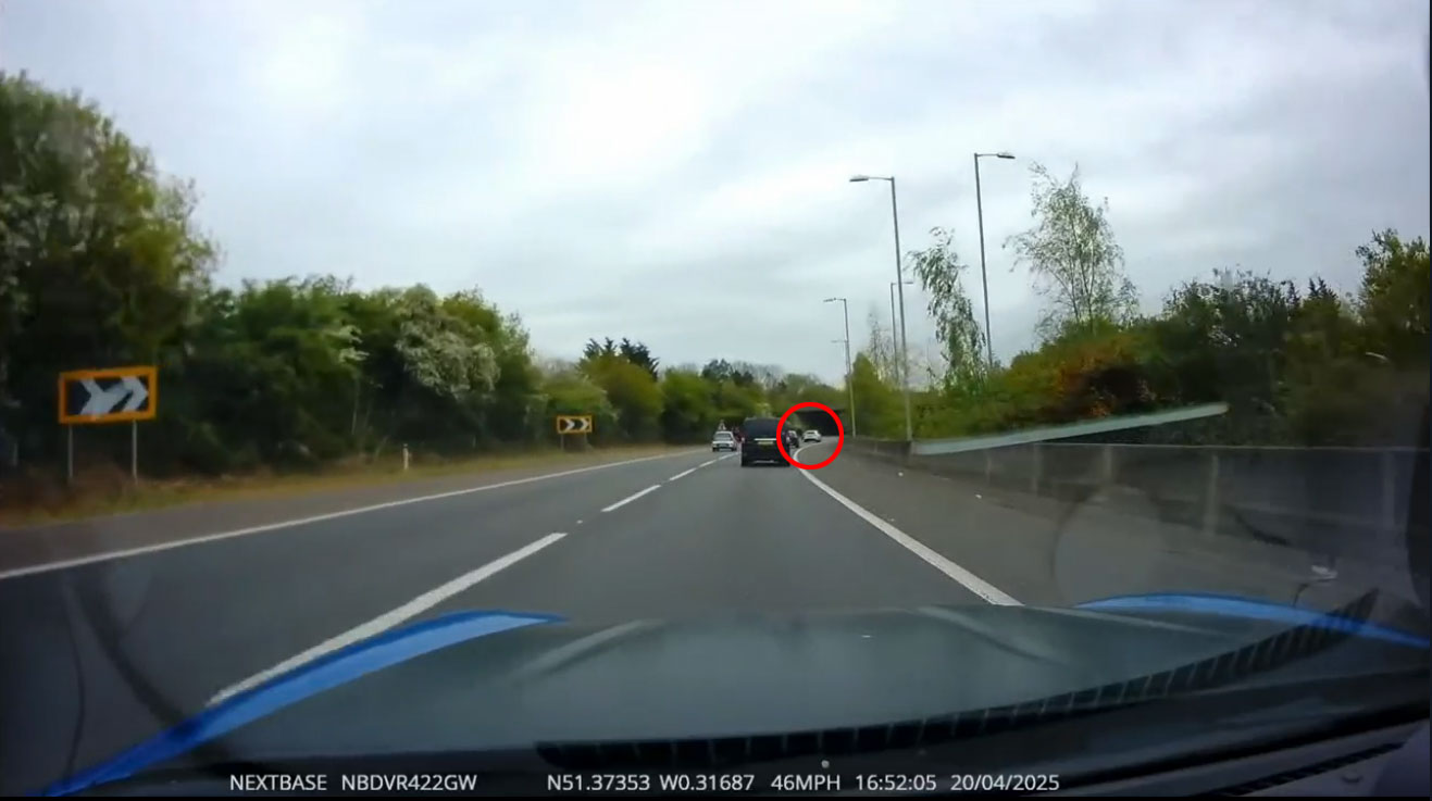 Tay lái tệ nhất Ngoại hạng Anh: Sao Chelsea phóng Lamborghini như điên, 9 lần bị phạt vì lái xe nguy hiểm- Ảnh 2.