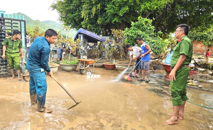 Hiện trường tan hoang sau vụ vỡ hồ chứa nước ở Lâm Đồng- Ảnh 8.