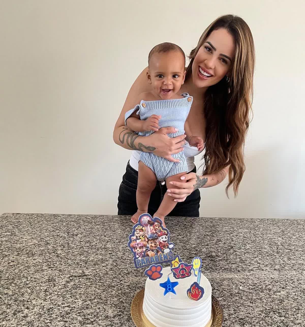 Cầu thủ nổi tiếng có 8 con thì 6 người con ngoài giá thú, 4 lần bị bắt giữ vì nợ tiền chu cấp- Ảnh 3.