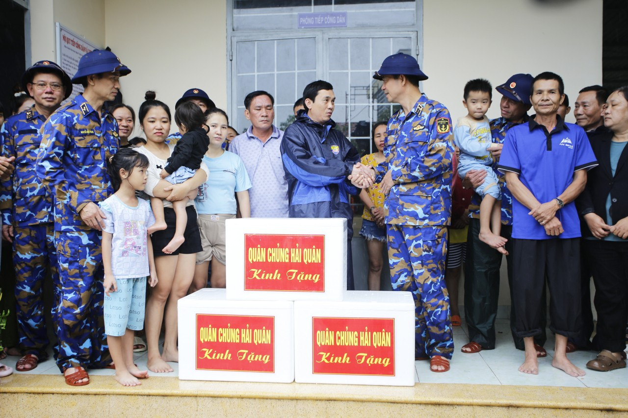 Lũ đặc biệt lớn, Quân đội sẵn sàng ứng phó những kịch bản xấu nhất- Ảnh 3.