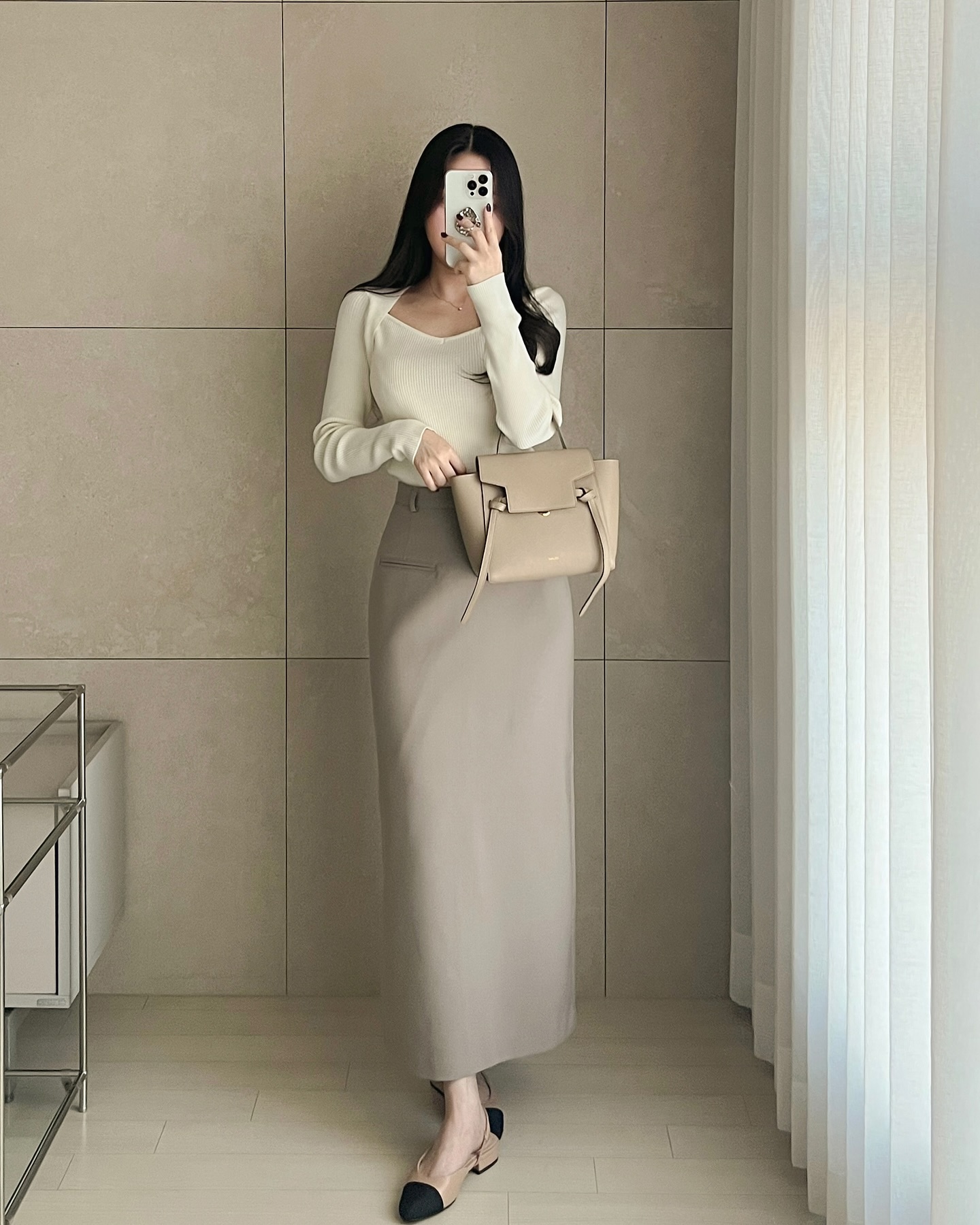 5 cách mặc áo len hack dáng cao ráo và thon thả hơn, chị em chưa chắc đã biết hết- Ảnh 7.