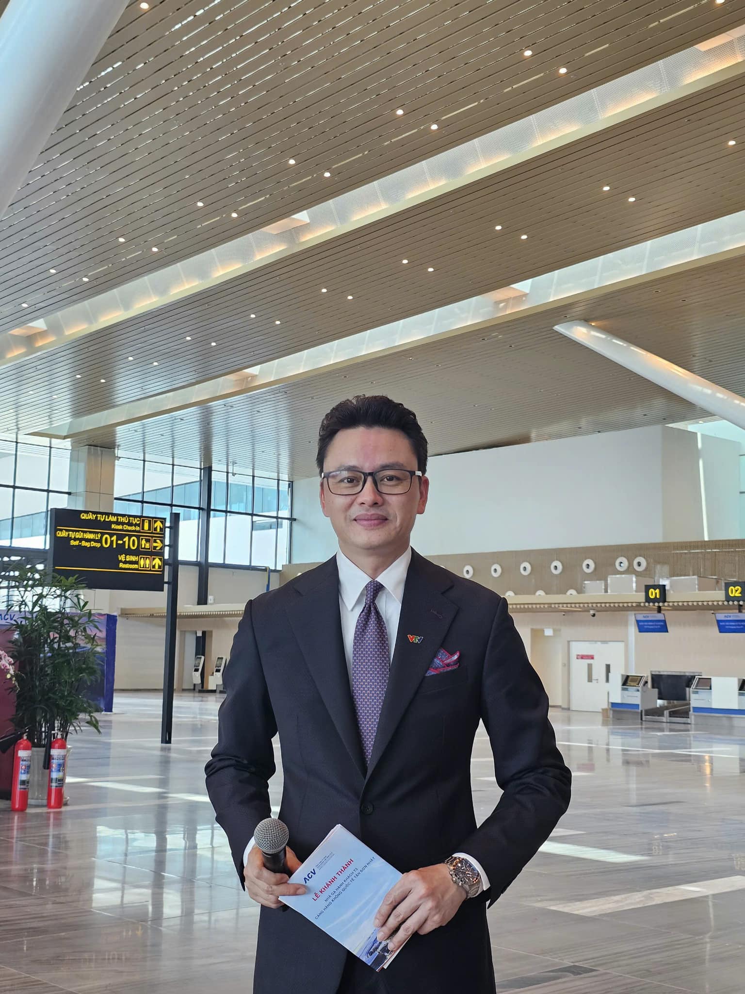 Nam sinh từng bị thầy cô phạt nặng vì đi đánh nhau giờ xuất hiện trên TV mỗi ngày, từng giữ vai trò quan trọng tại A80- Ảnh 7.