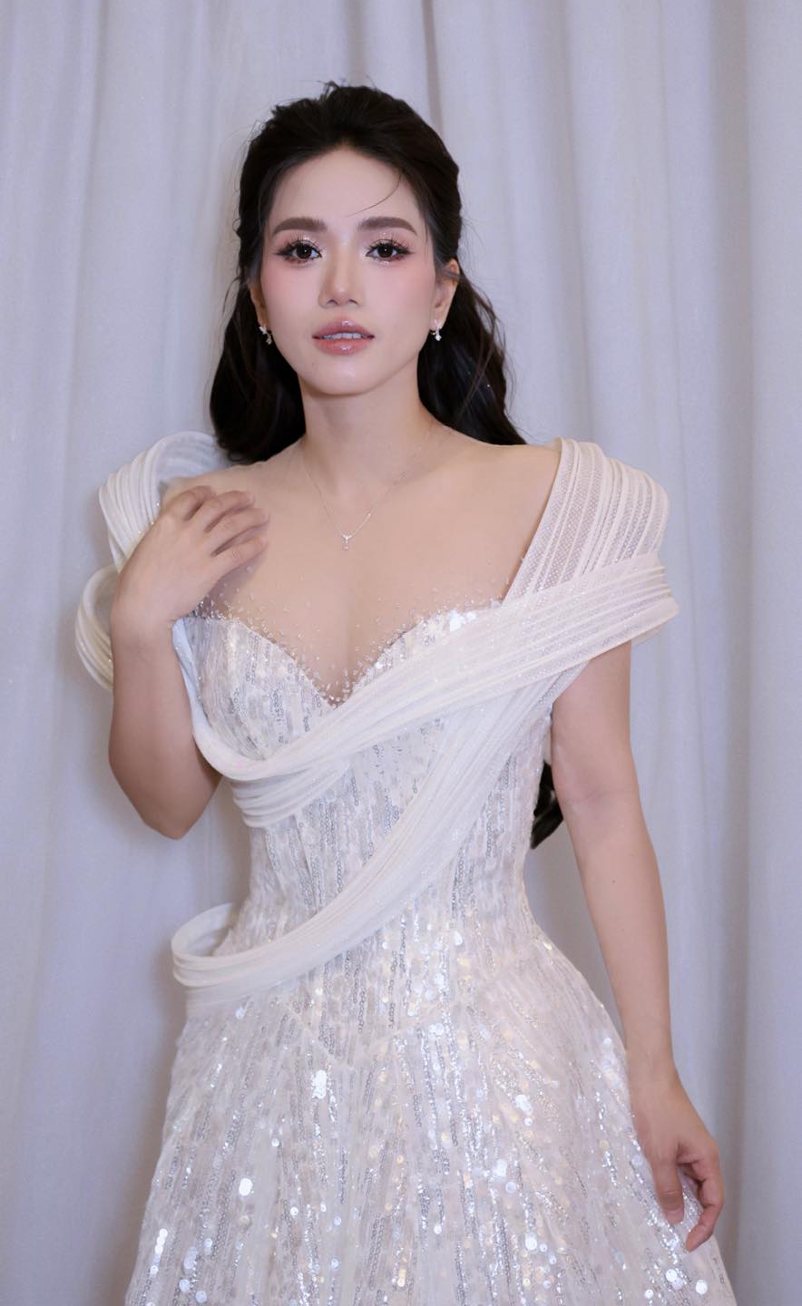 Giảng viên âm nhạc đại học quân đội được ví như “bạch nguyệt quang”, U40 chạm đỉnh nhan sắc- Ảnh 5.