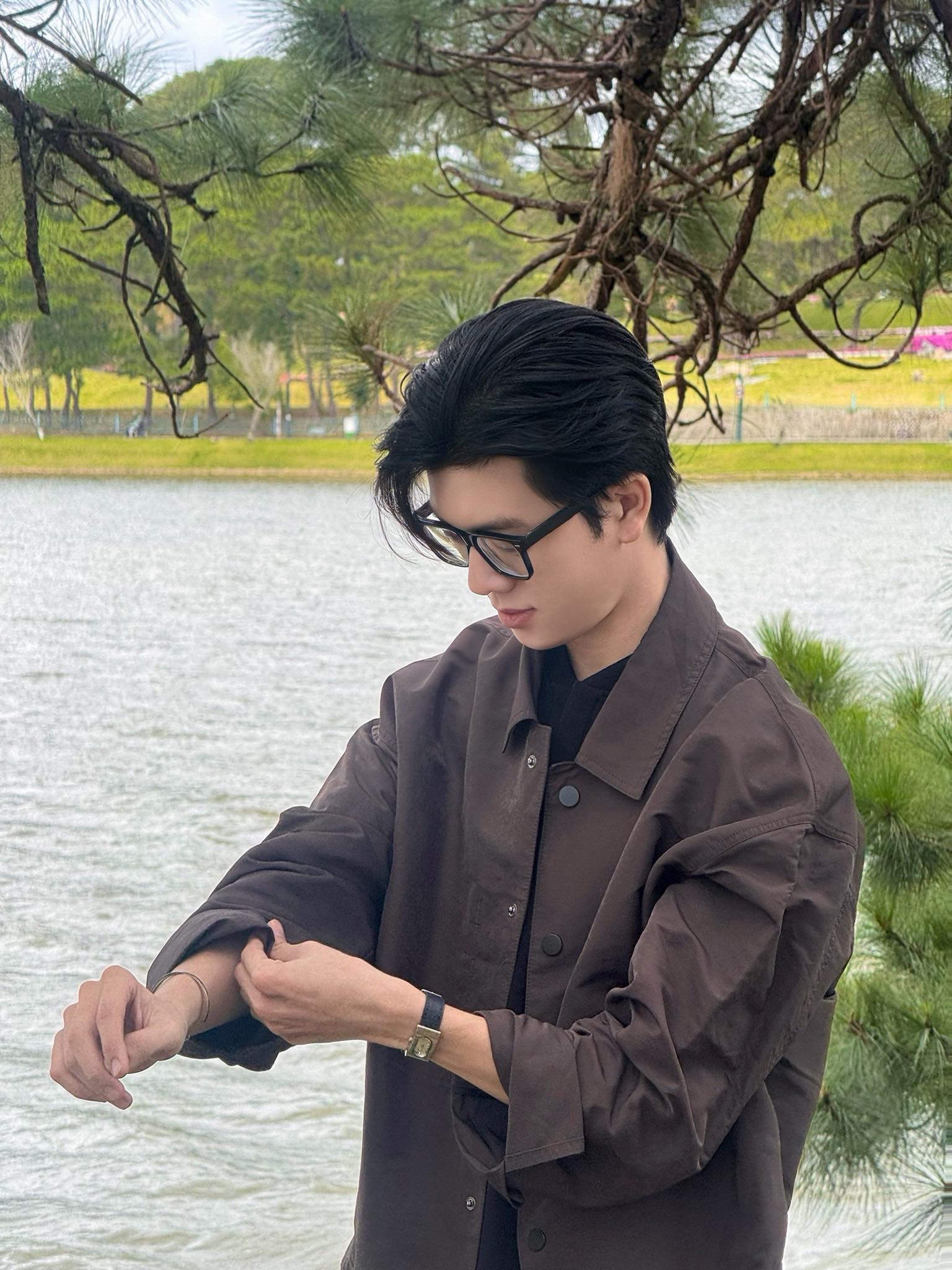 Sự thật về "Đang bận đi dạy" - thầy giáo khó tính nhất TikTok- Ảnh 4. Sự thật về "Đang bận đi dạy" - thầy giáo khó tính nhất TikTok- Ảnh 4.