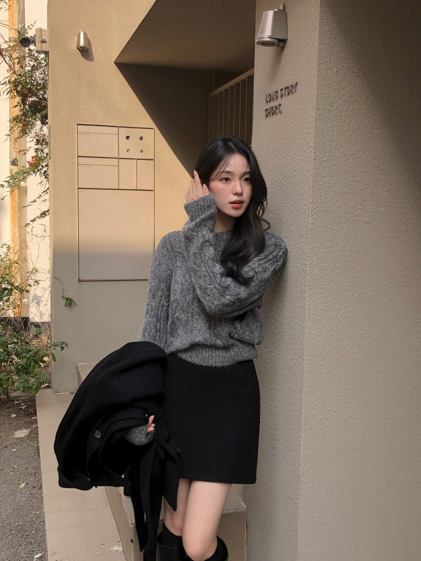 5 cách mặc áo len hack dáng cao ráo và thon thả hơn, chị em chưa chắc đã biết hết- Ảnh 8.