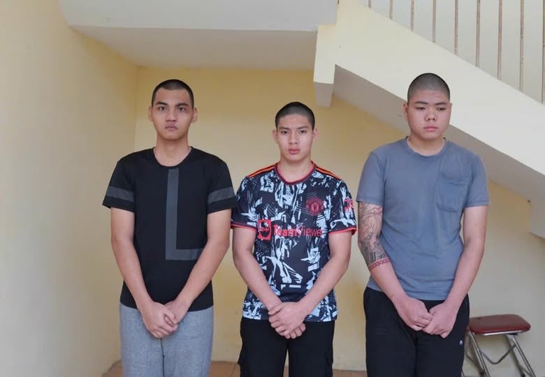 Bắt tạm giam Nguyễn Hoàng Nam sinh năm 2009- Ảnh 1. Bắt tạm giam Nguyễn Hoàng Nam sinh năm 2009- Ảnh 1.