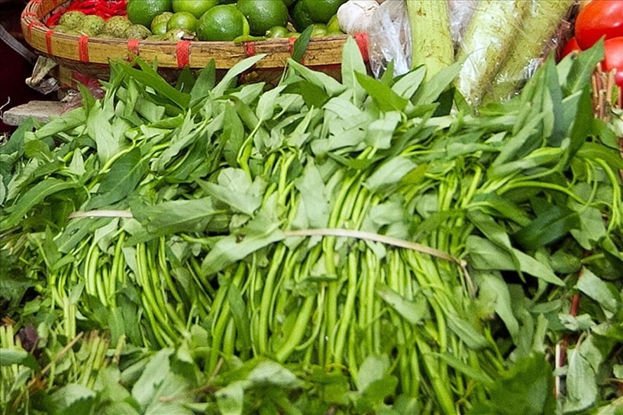 7 loại rau tươi ngon, dễ mua với giá rẻ quanh năm- Ảnh 1.