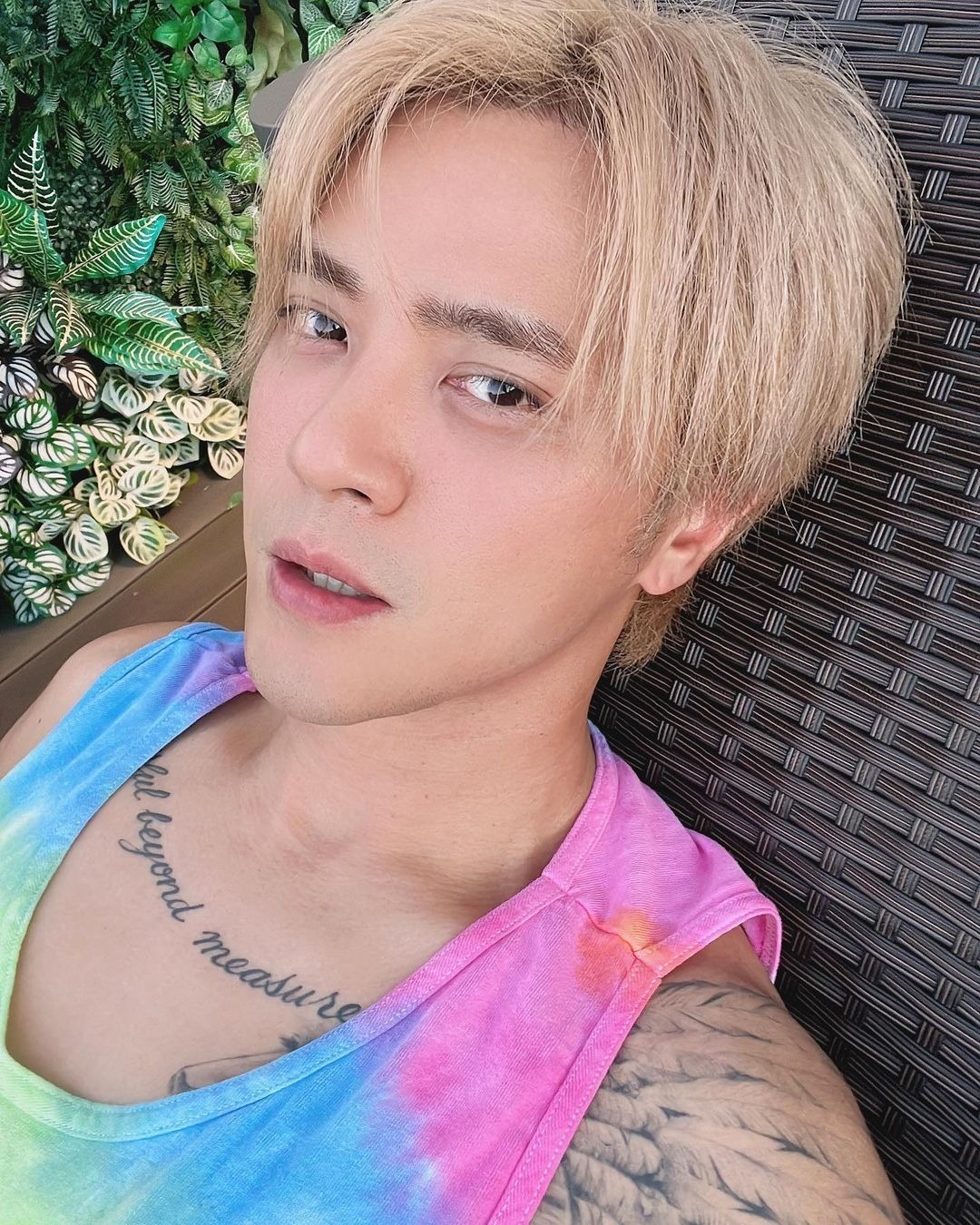 Ca sĩ T. bị cấm sóng: Ca sĩ T. bị cấm sóng: