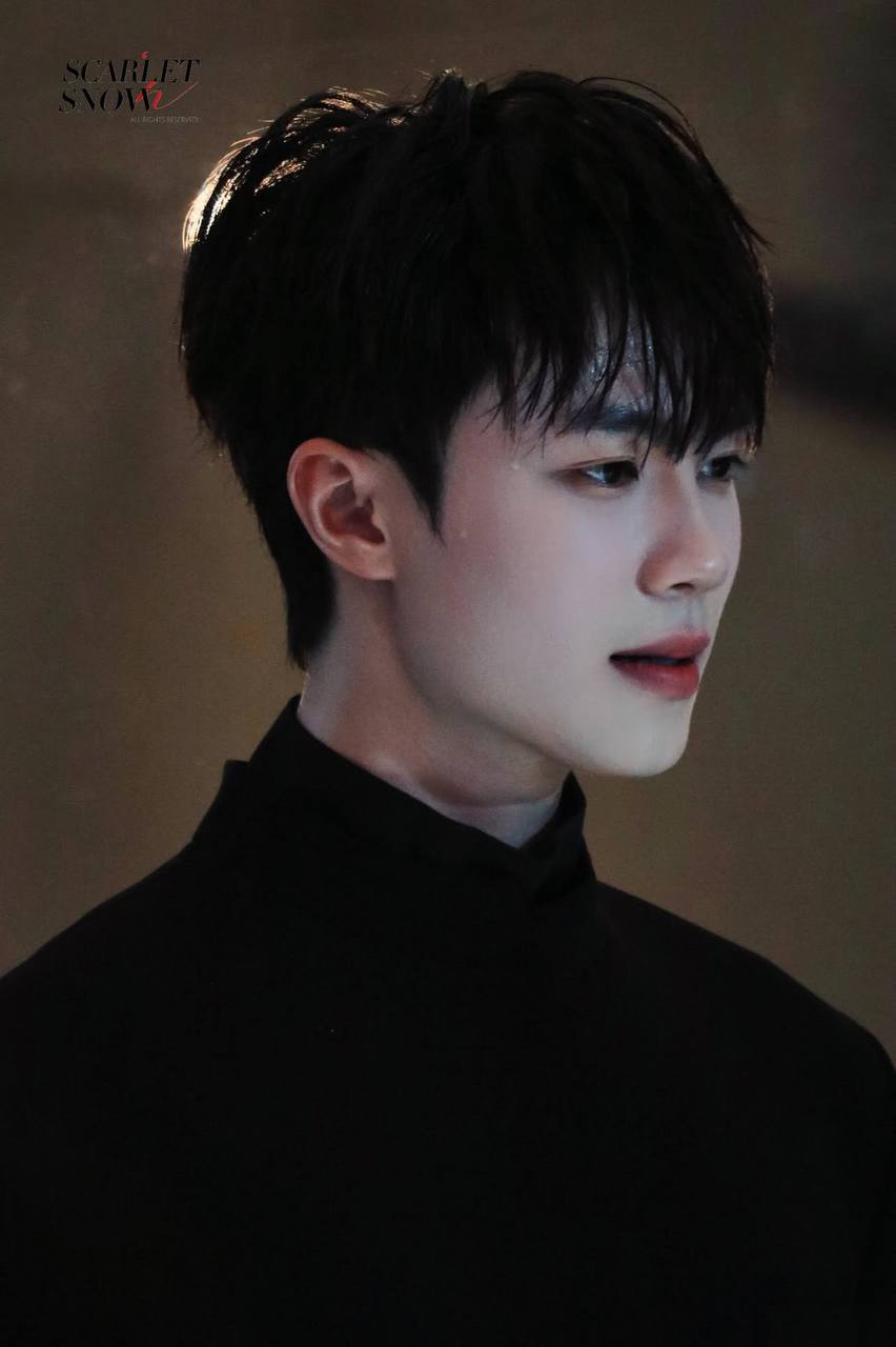 Vbiz nổi lên 1 mỹ nam 2K5 đẹp trai như hoàng tử, đặc biệt là không “dầu mỡ”- Ảnh 9. Vbiz nổi lên 1 mỹ nam 2K5 đẹp trai như hoàng tử, đặc biệt là không “dầu mỡ”- Ảnh 9.