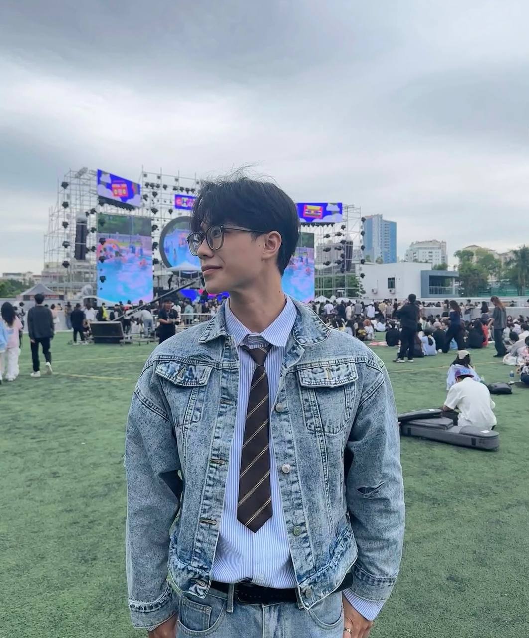 Vbiz nổi lên 1 mỹ nam 2K5 đẹp trai như hoàng tử, đặc biệt là không “dầu mỡ”- Ảnh 21. Vbiz nổi lên 1 mỹ nam 2K5 đẹp trai như hoàng tử, đặc biệt là không “dầu mỡ”- Ảnh 21.