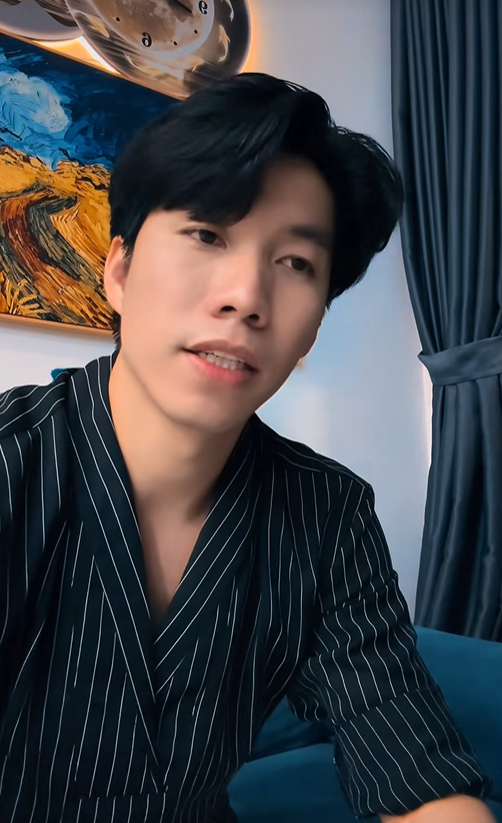 Anh trai Hằng Du Mục thừa nhận em gái, Quang Linh Vlogs, Thùy Tiên “thiếu hiểu biết, thiếu trách nhiệm” nhưng đính chính 1 việc- Ảnh 2. Anh trai Hằng Du Mục thừa nhận em gái, Quang Linh Vlogs, Thùy Tiên “thiếu hiểu biết, thiếu trách nhiệm” nhưng đính chính 1 việc- Ảnh 2.