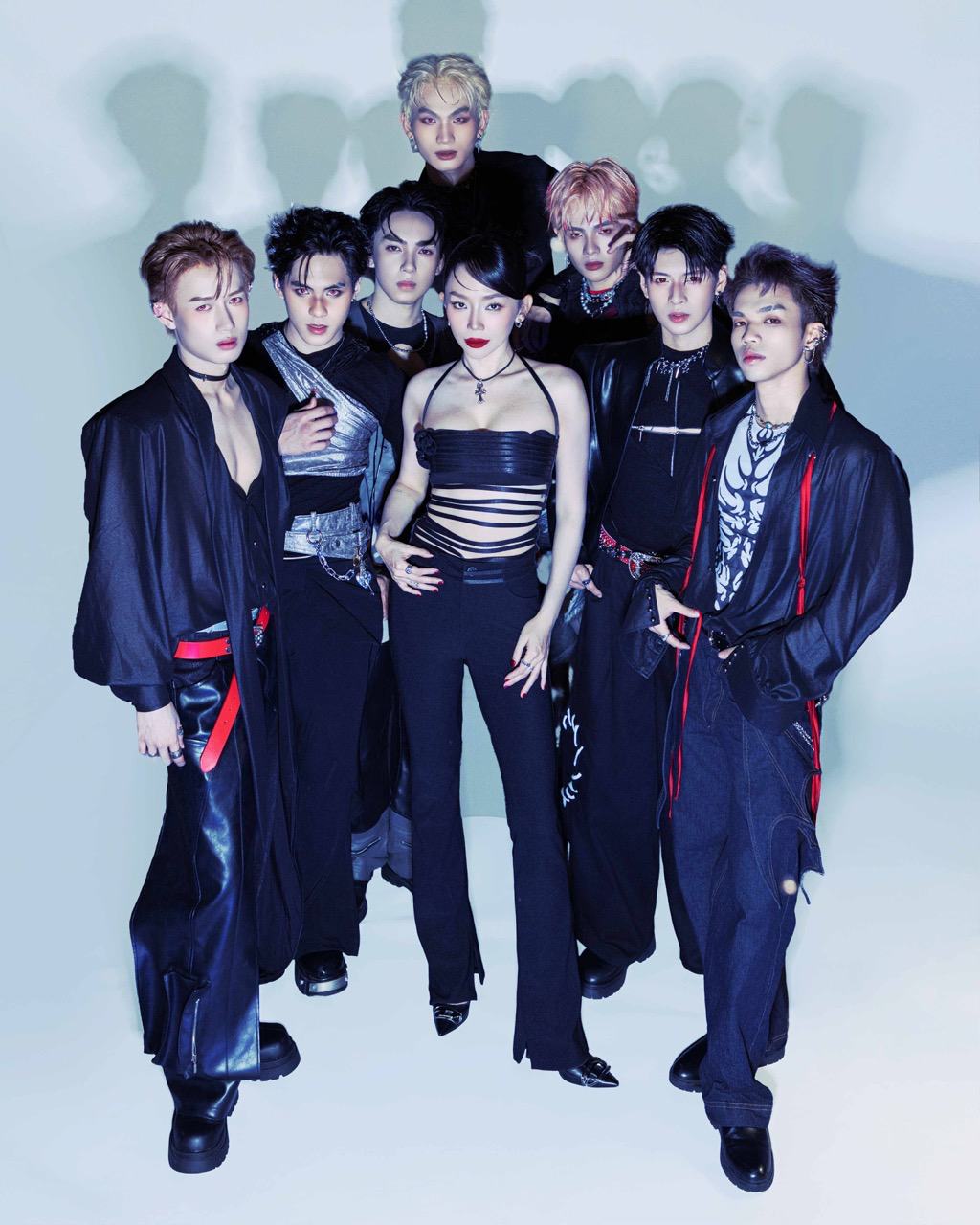 Vbiz nổi lên 1 mỹ nam 2K5 đẹp trai như hoàng tử, đặc biệt là không “dầu mỡ”- Ảnh 1. Vbiz nổi lên 1 mỹ nam 2K5 đẹp trai như hoàng tử, đặc biệt là không “dầu mỡ”- Ảnh 1.