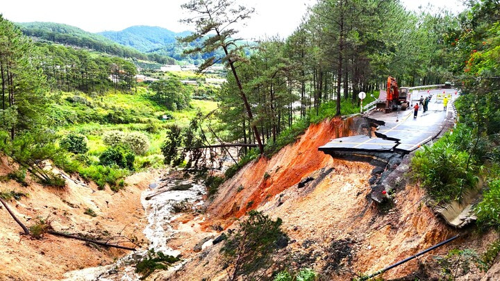 Mưa lũ, sạt lở miền Trung - Tây Nguyên: 46 người chết và mất tích- Ảnh 2.