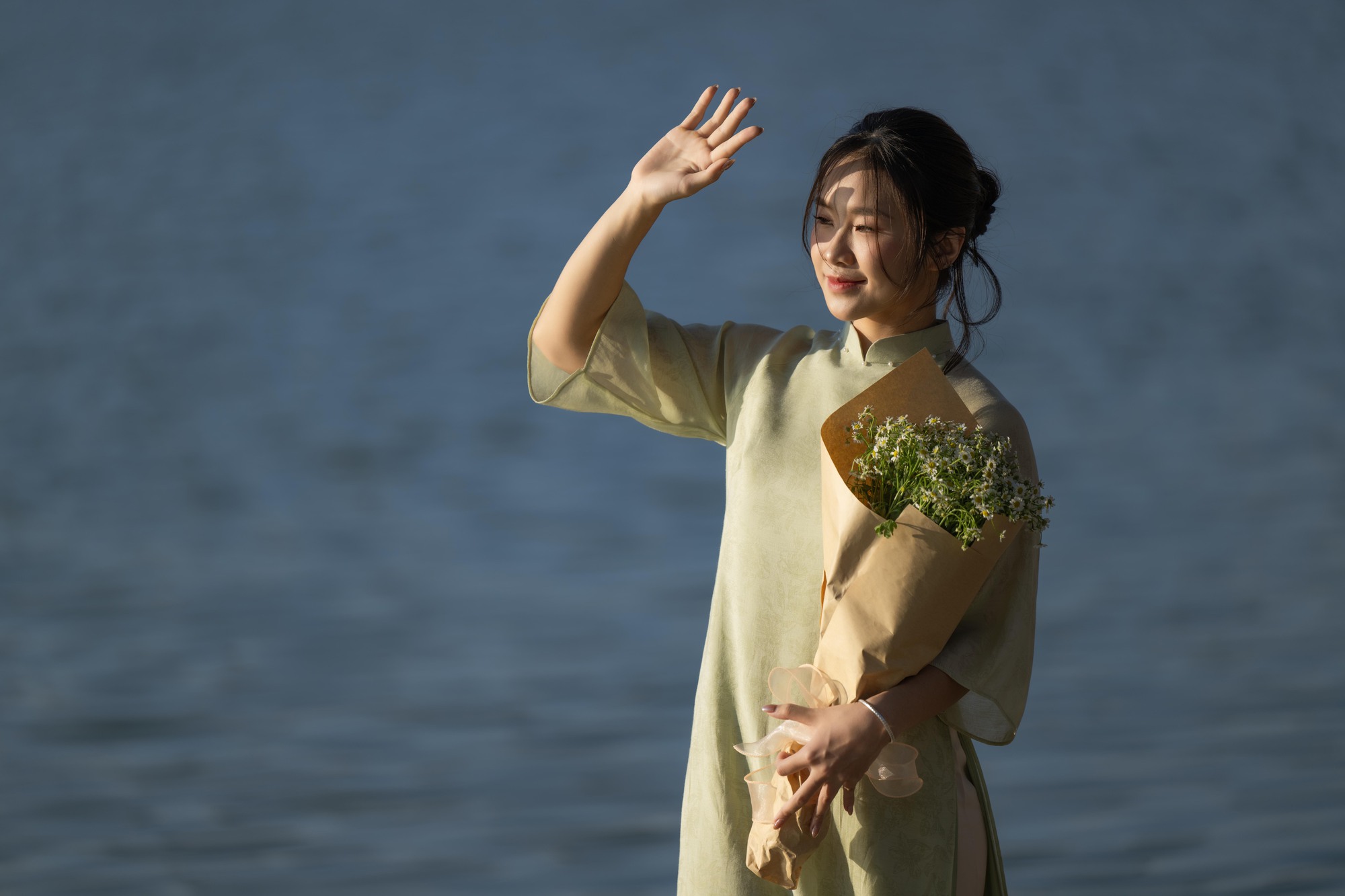 Clip: Cảnh tượng khó tin trên bầu trời Hà Nội chiều nay- Ảnh 11.