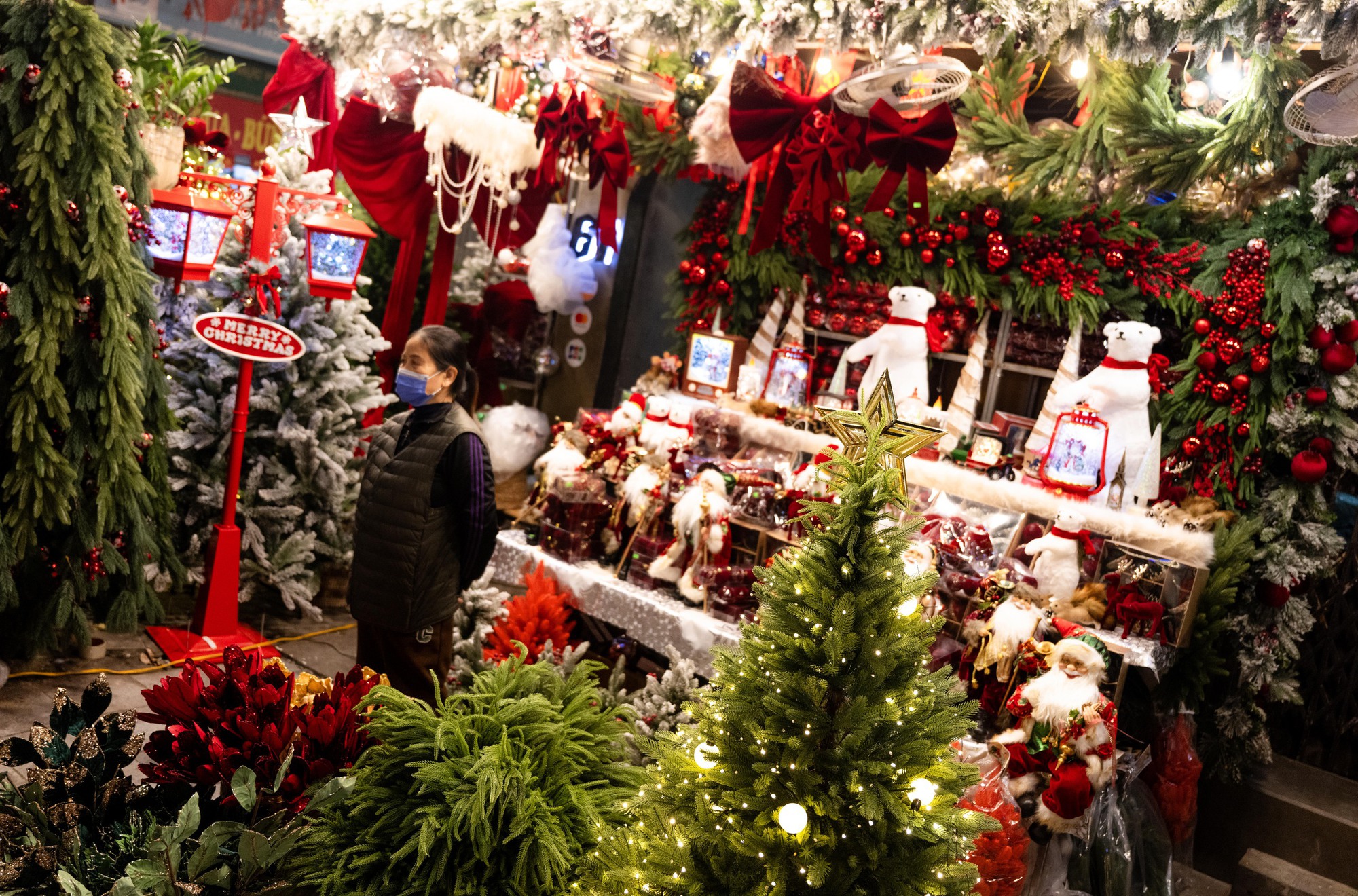 Clip: Giáng sinh Hàng Mã năm nay đỉnh thế!- Ảnh 13.