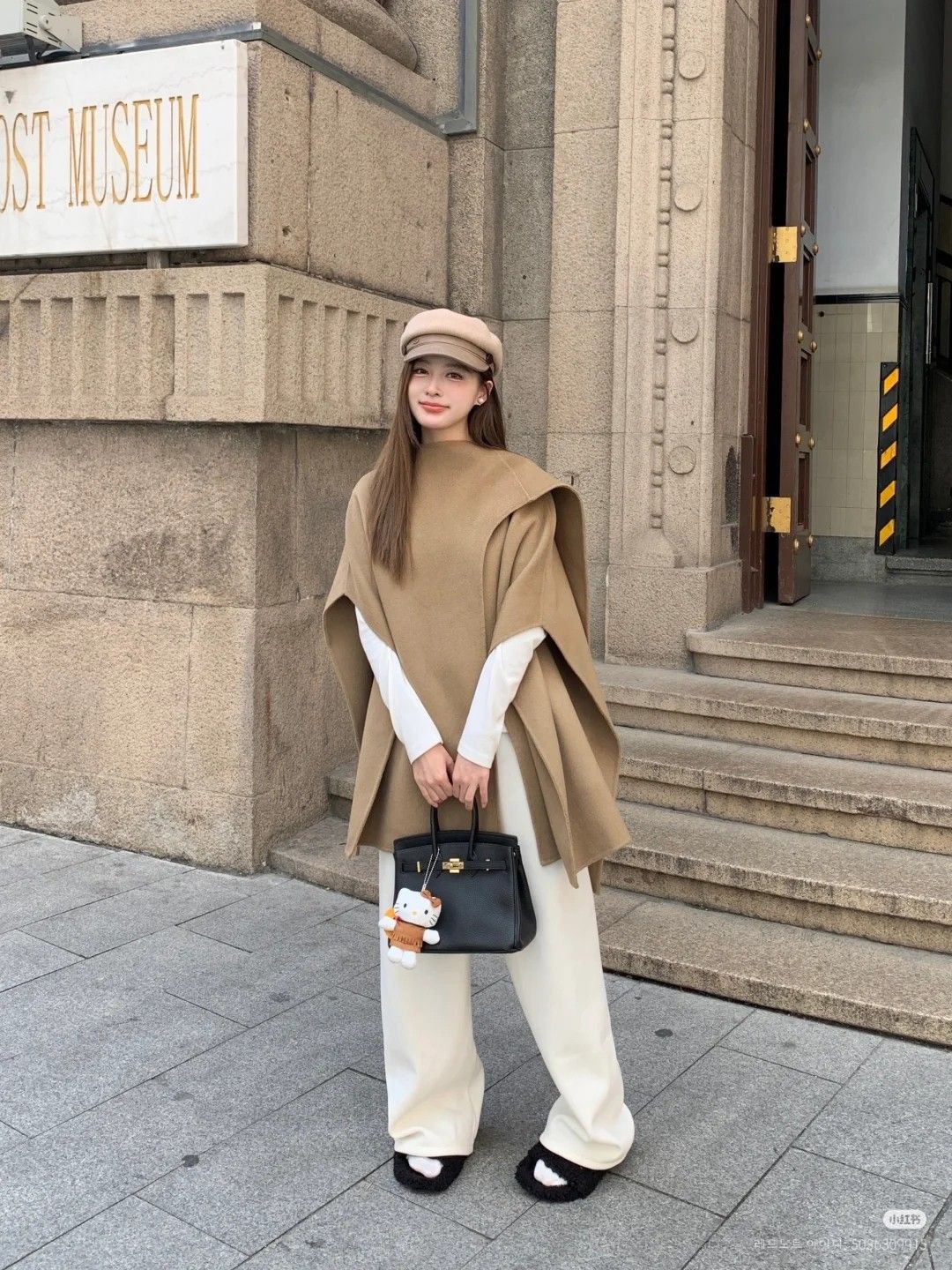 Kiểu áo toả ra vibe tài phiệt, nàng nào cũng nên sắm- Ảnh 10. Kiểu áo toả ra vibe tài phiệt, nàng nào cũng nên sắm- Ảnh 10.