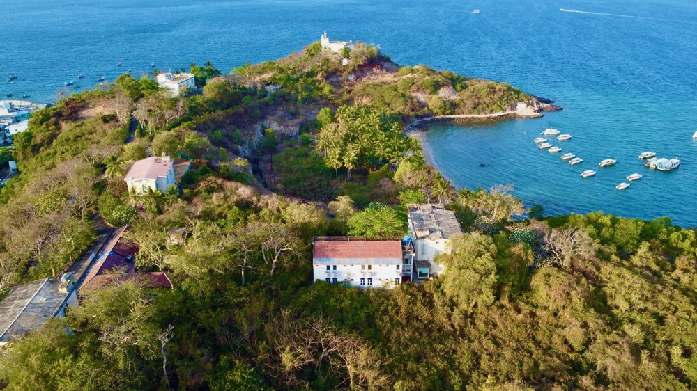 Biệt thự cổ ven biển ít ai biết của vua Bảo Đại: Bị bỏ hoang từ lâu, sắp có thay đổi lớn sau gần 10 năm- Ảnh 1.