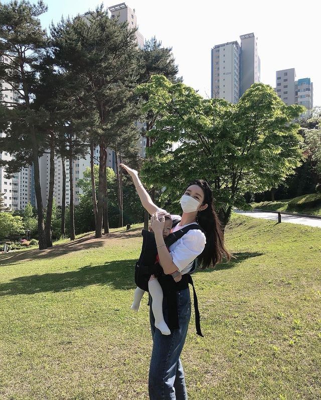 Gia đình 4 người sống ở Vinhomes Central Park: Thu nhập 70 triệu, tháng nào cũng Gia đình 4 người sống ở Vinhomes Central Park: Thu nhập 70 triệu, tháng nào cũng