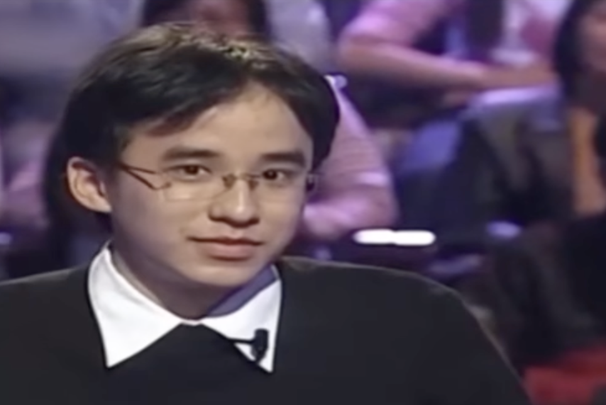 Chàng sinh viên tham gia Ai Là Triệu Phú, tình cờ bật mí ước mơ với MC Lại Văn Sâm, 1 tháng sau nhận cuộc gọi thay đổi cuộc đời- Ảnh 1.