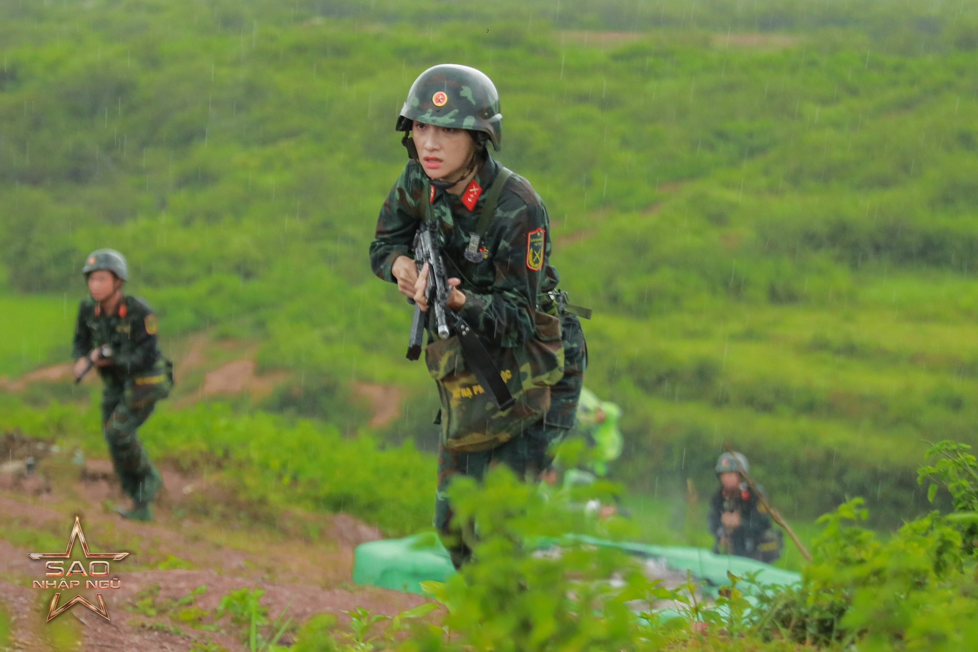 Tập cuối Sao Nhập Ngũ 2025: Hoà Minzy bật khóc, Diệu Nhi nghẹn giọng nói câu này- Ảnh 6.