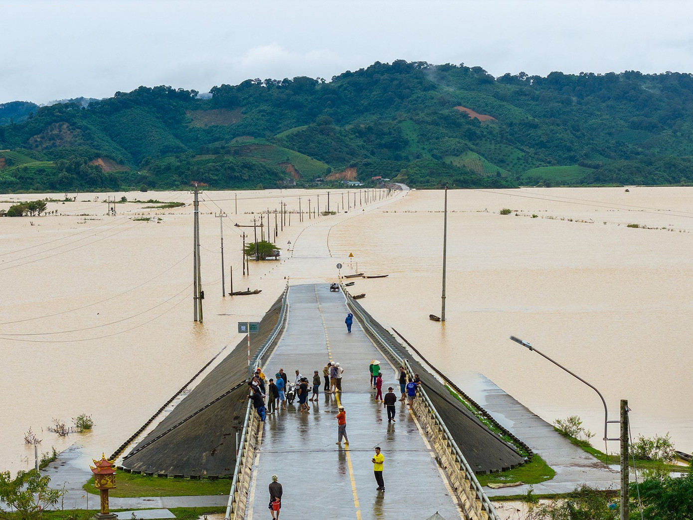 Cảnh báo lũ khẩn cấp trên nhiều sông ở Đắk Lắk- Ảnh 1.