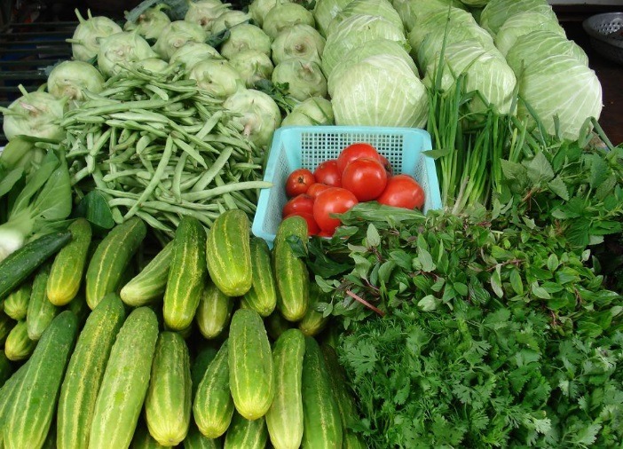 Mua rau, cứ học thuộc mẹo này là biết rau trồng tự nhiên hay rau phun thuốc kích thích- Ảnh 3.